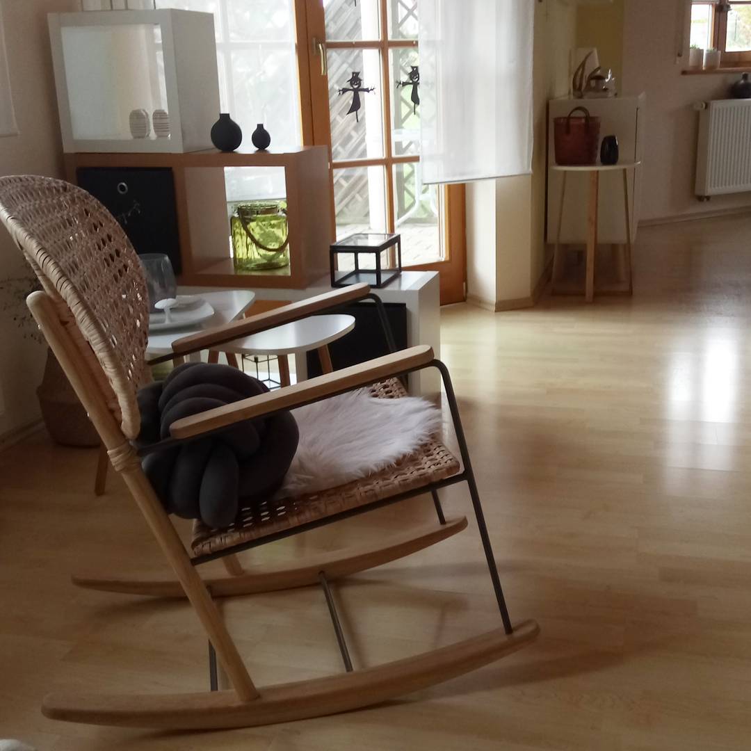Кресло из ротанга ИКЕА фото в интерьере