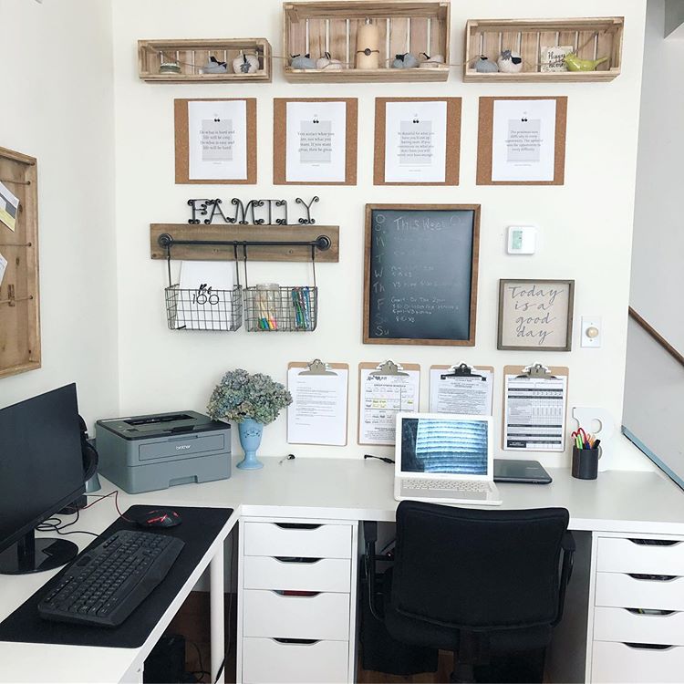 Офисный стол ИКЕА фото в интерьере